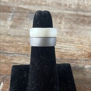 Silicone ring bands
